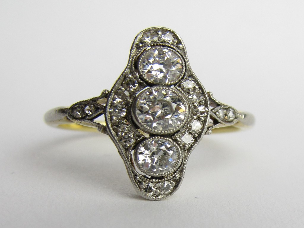 Appraisal: Art Deco ct gold diamond set dress ring the three