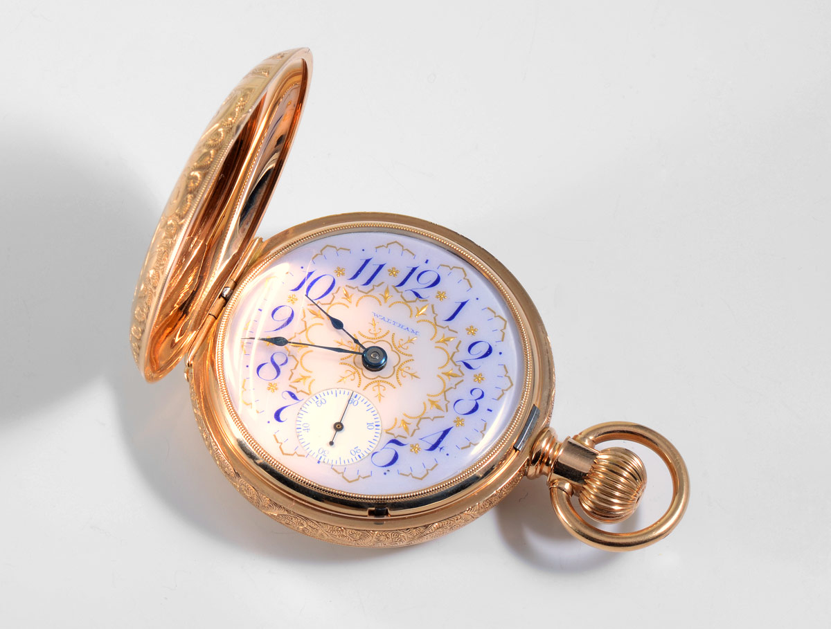 Appraisal: K TRI COLOR GOLD WALTHAM HUNTER CASE POCKET WATCH Circa