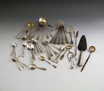 Appraisal: A mixed lot of silver flatware various dates and makers