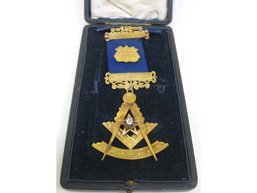 Appraisal: ct gold Masonic jewel