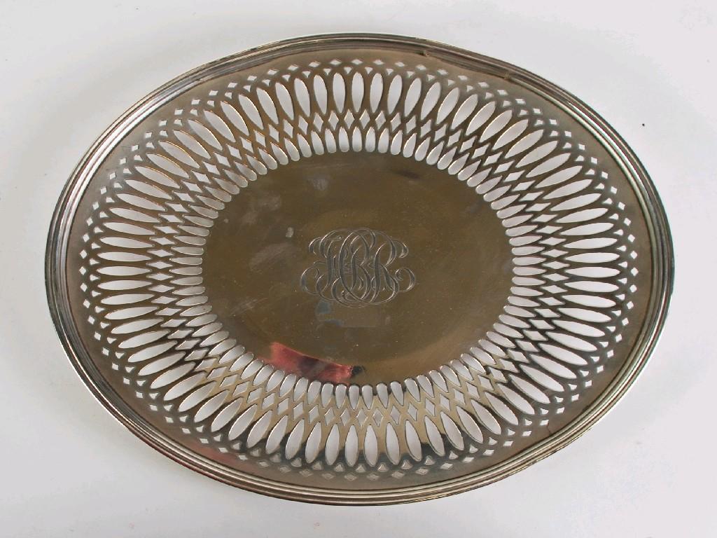 Appraisal: AMERICAN STERLING SILVER CIRCULAR TRAY Cowell and Hubbard and CO