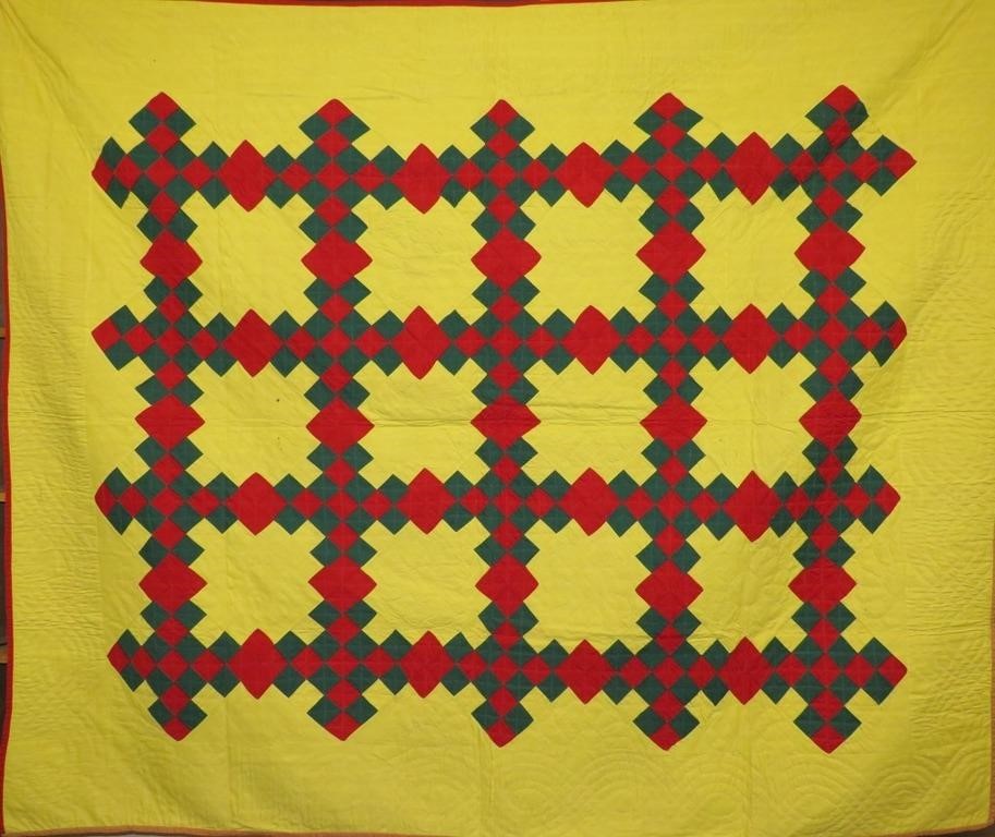 Appraisal: VIBRANT YELLOW BORDER PIECEWORK CHAINLINK PATTERca - solid color cotton