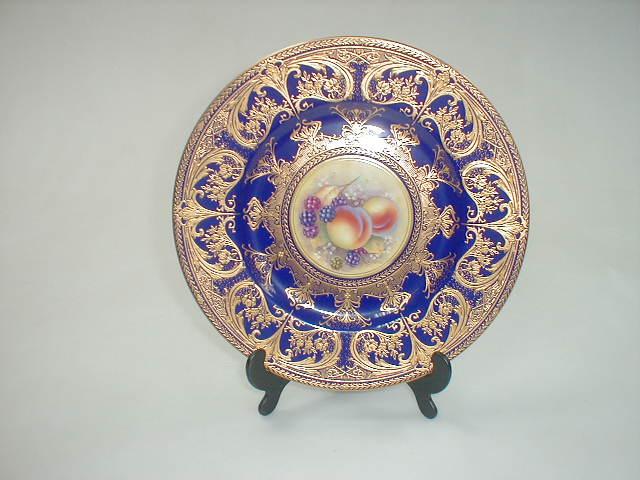 Appraisal: A Royal Worcester cabinet plate having a cobalt blue border