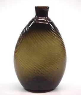 Appraisal: Pattern An early th century pattern-molded glass Pitkin-type flask probably