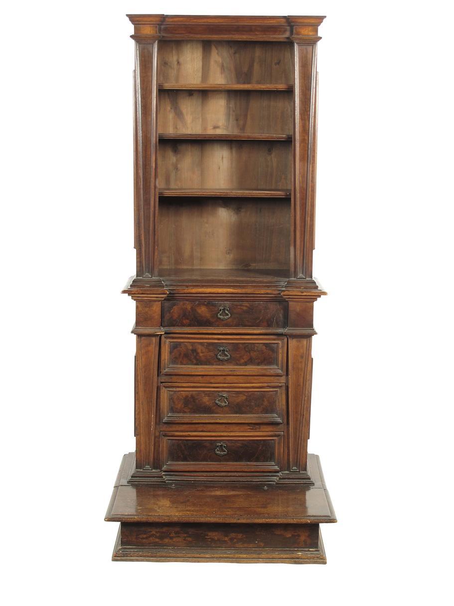 Appraisal: An Italian walnut prie-dieu