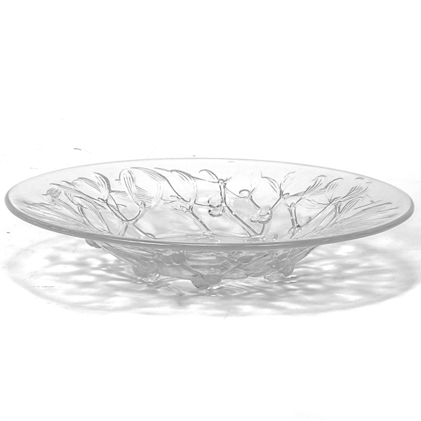 Appraisal: R Lalique 'Gui' opalescent crystal bowl Molded with mistletoe decoration