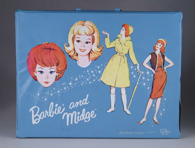 Appraisal: BARBIE MIDGE VINYL TRAVELLING CASE WITH ACCESSORIES Includes two circa