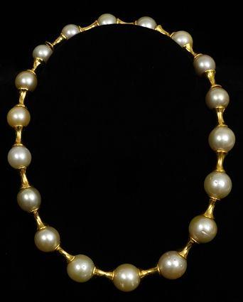 Appraisal: PEARL AND GOLD BEAD NECKLACE in Provenance Property from the