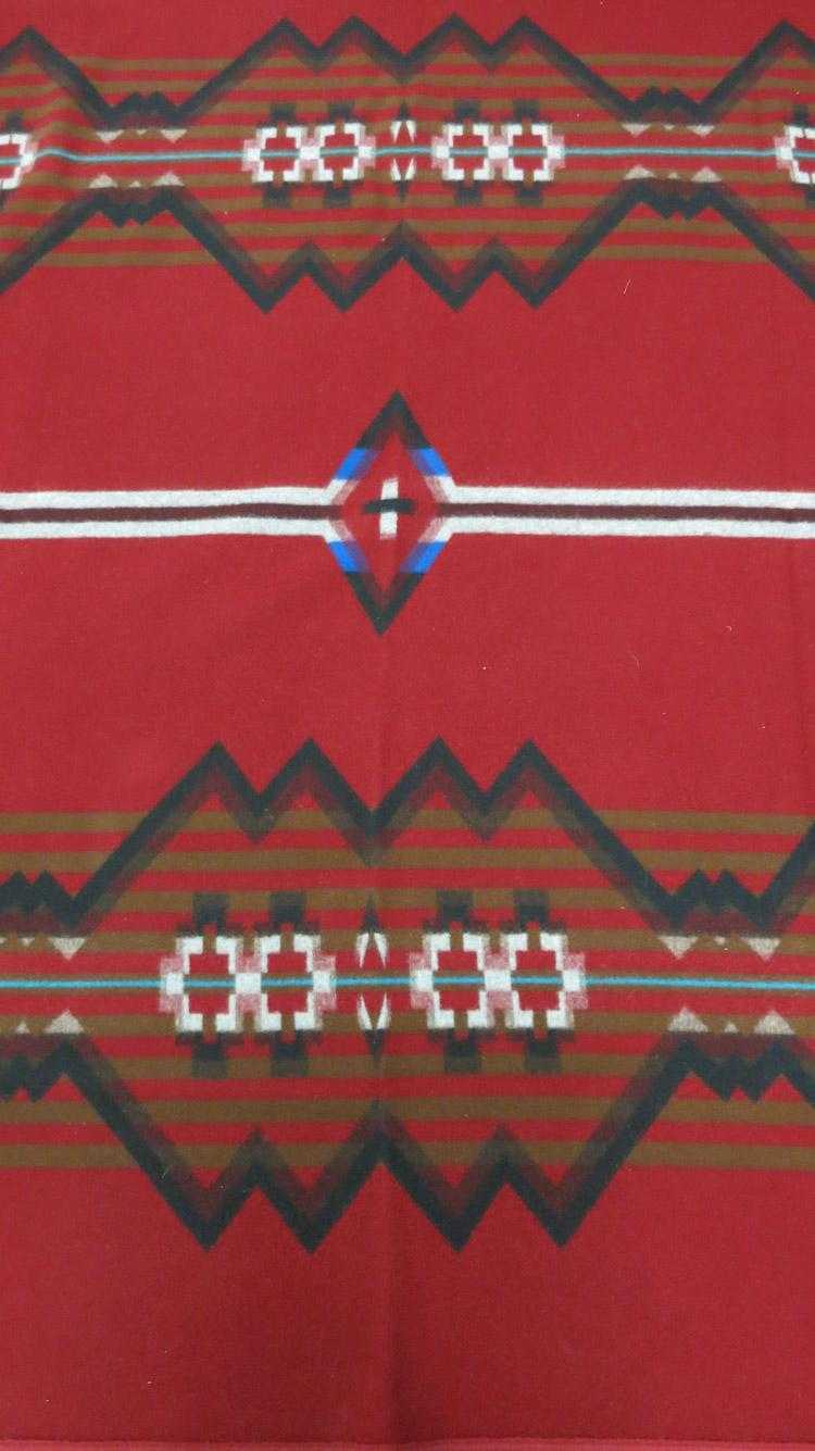 Appraisal: PENDLETON BEAVER STATE WOOL BLANKET Native American inspired design on