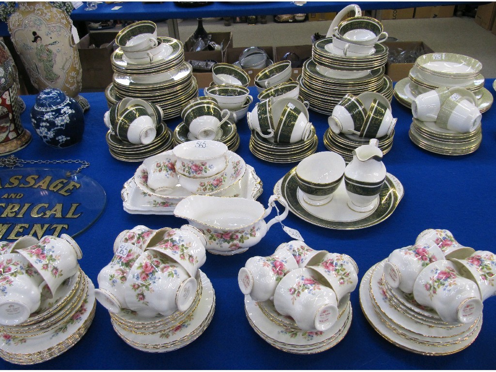 Appraisal: Royal Doulton 'Vanborough' tea and dinnerset and Royal Albert 'Moss