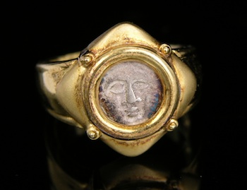 Appraisal: A Stylish k Gold Ring with A Coin k brushed