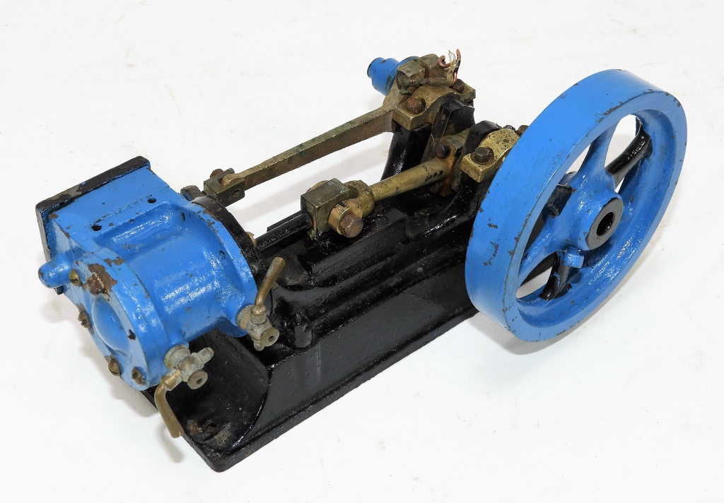 Appraisal: STUART TURNER NO H STEAM POWERED ENGINE England th CenturyDiminutive