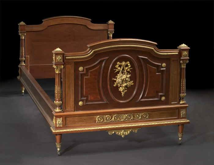 Appraisal: Napoleon III-Style Mahogany Lit du Jour early th century in