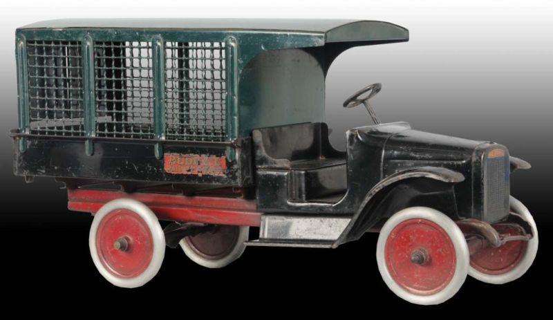 Appraisal: Pressed Steel Buddy L Railway Express Truck Description Circa Open