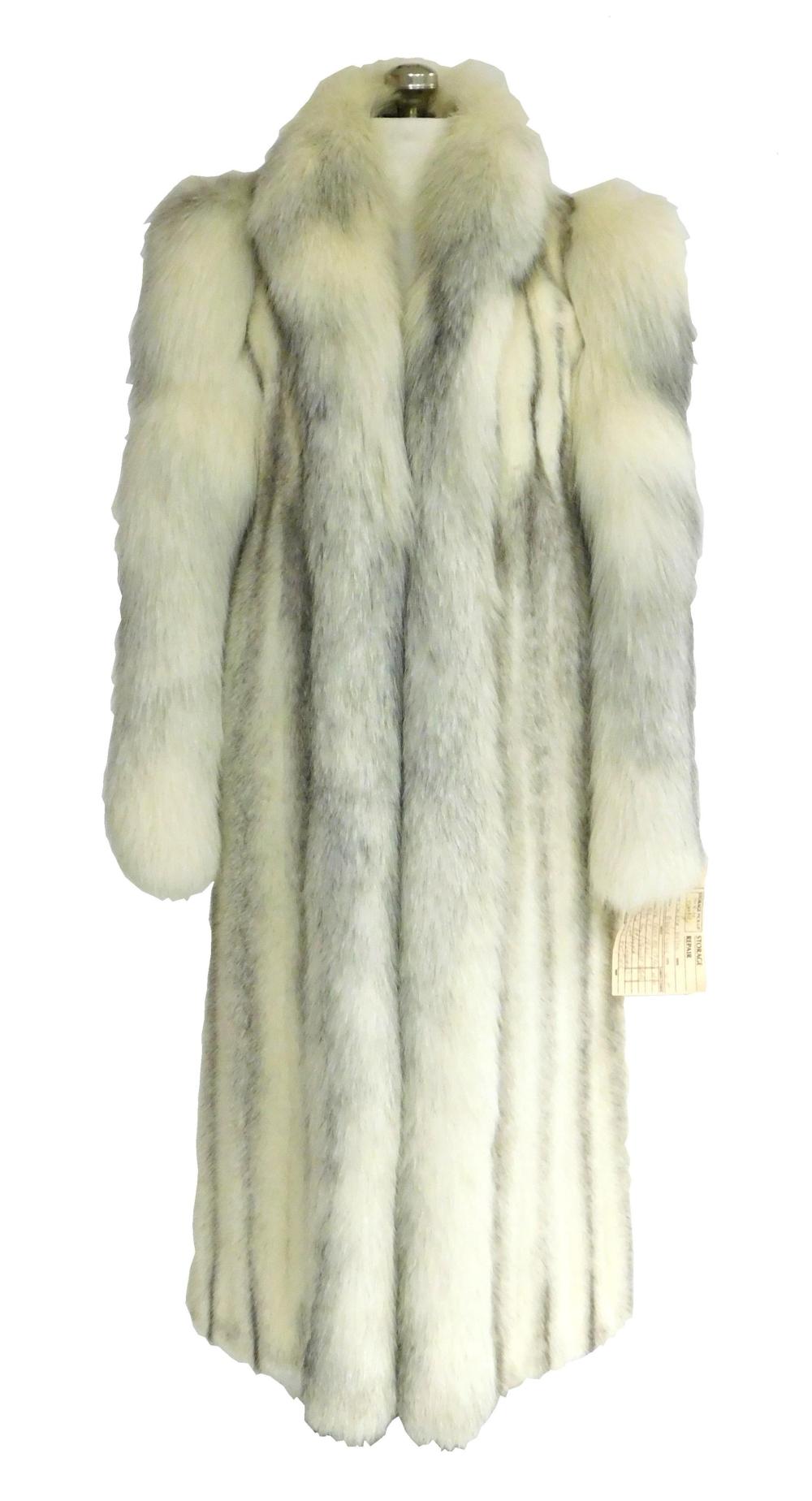 Appraisal: TEXTILES Ladies silver cross mink coat with fox collar and