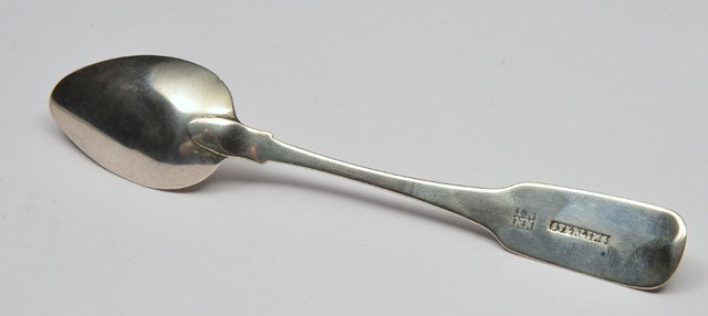 Appraisal: AN IRISH PROVINCIAL SILVER TEASPOON fiddle pattern Cork c by