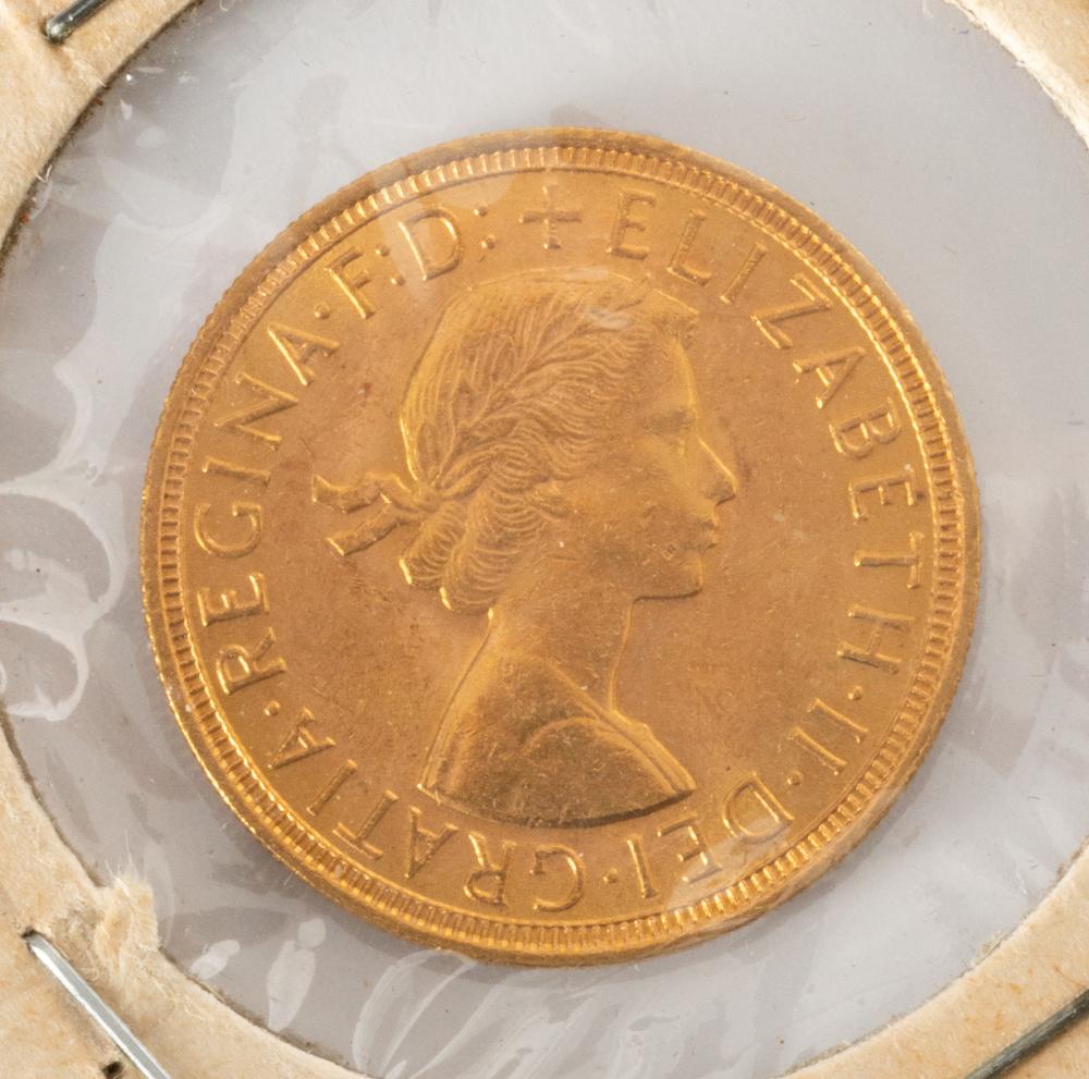 Appraisal: BRITISH ELIZABETH II GOLD COINThe loose coin measures mm in