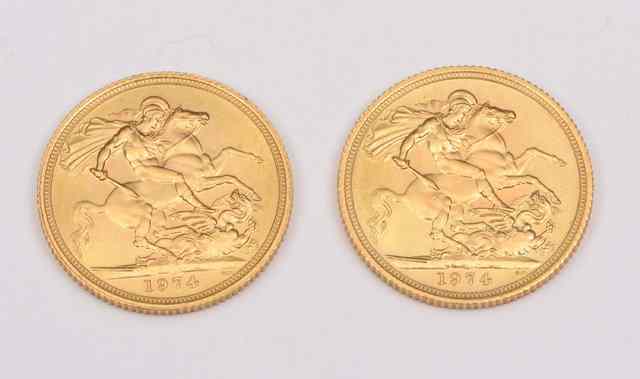 Appraisal: TWO GOLD SOVEREIGNS