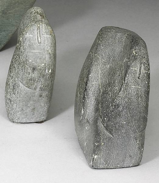 Appraisal: Two Inuit soapstone sculptures John Pangnark - Arviat Eskimo Point