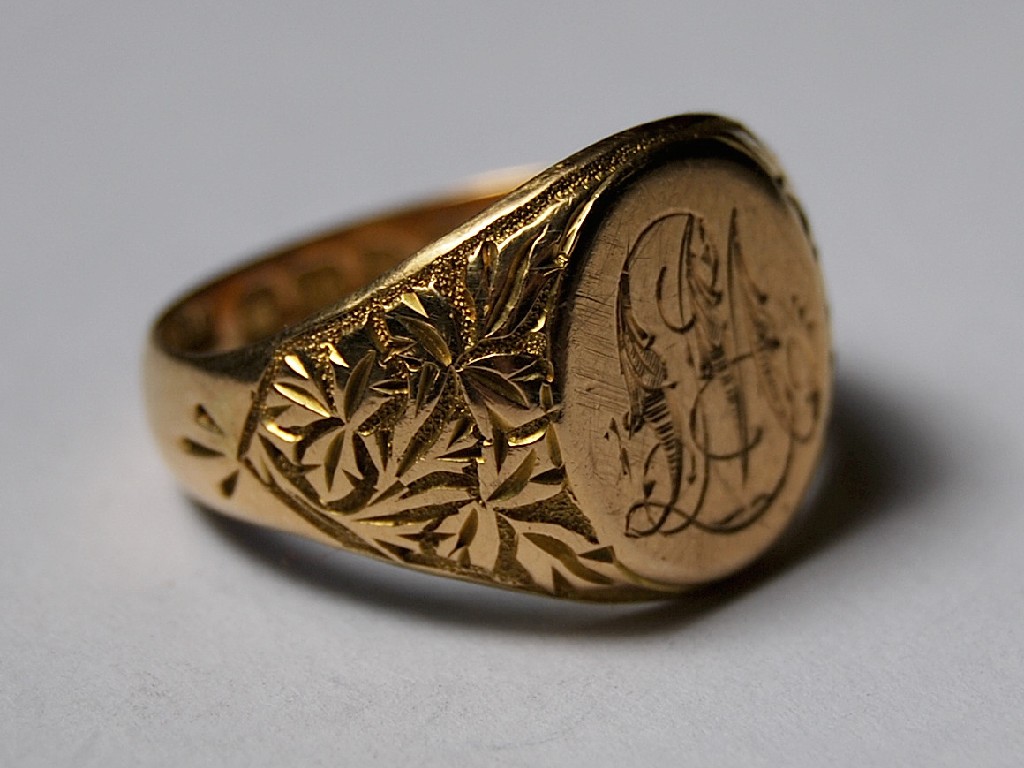 Appraisal: Gent's ct yellow gold signet ring having engraved shoulders Chester