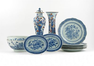 Appraisal: Five Chinese blue and white plates two small oval dishes