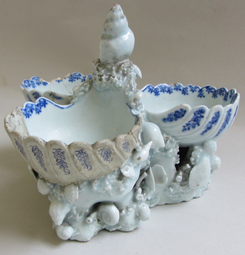 Appraisal: A rare Bow triple-shell blue and white sweetmeat stand circa