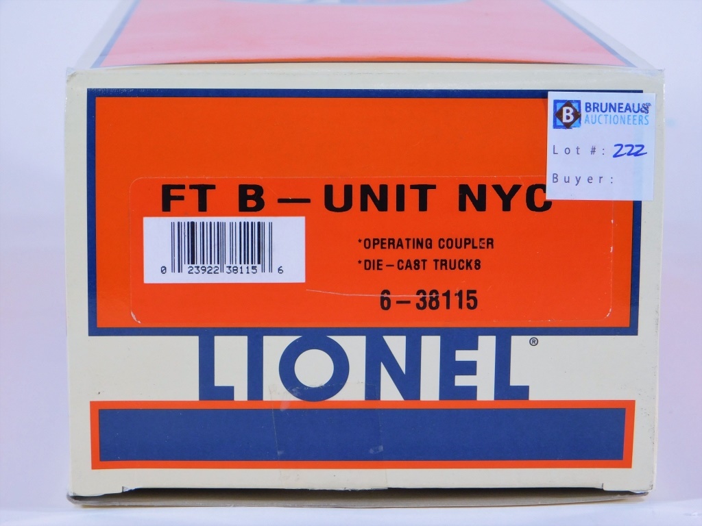 Appraisal: LIONEL FT B-UNIT NYC O GAUGE ELECTRIC TRAIN MODEL United