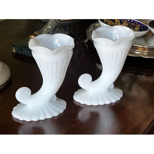 Appraisal: Two milk glass cornucopia vases approx cm x cm W