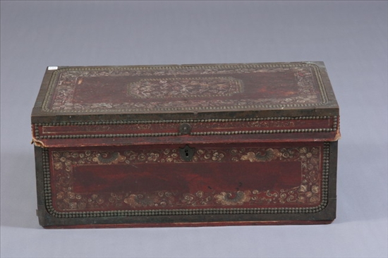 Appraisal: CHINA TRADE LEATHER TRUNK th century Rectangular hinged top opening