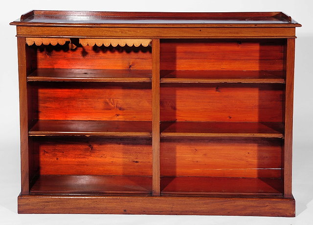 Appraisal: A Victorian mahogany open bookcasewith four adjustable shelves on a