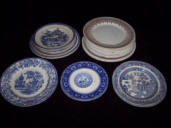 Appraisal: Sundry blue and white and other plates