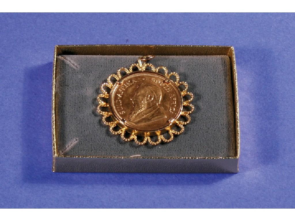 Appraisal: A SOUTH AFRICAN KRUGERRAND set in a yellow metal pendant