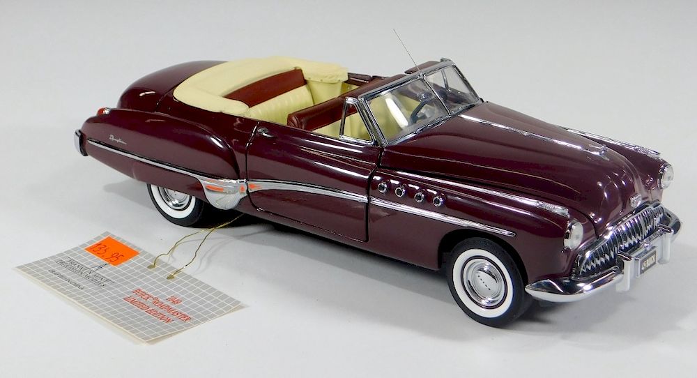 Appraisal: Franklin Mint Buick Roadmaster Diecast Car United States Contemporary scale