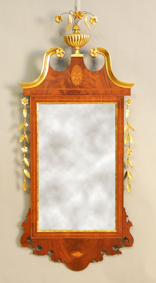 Appraisal: Federal style mirror early th c h