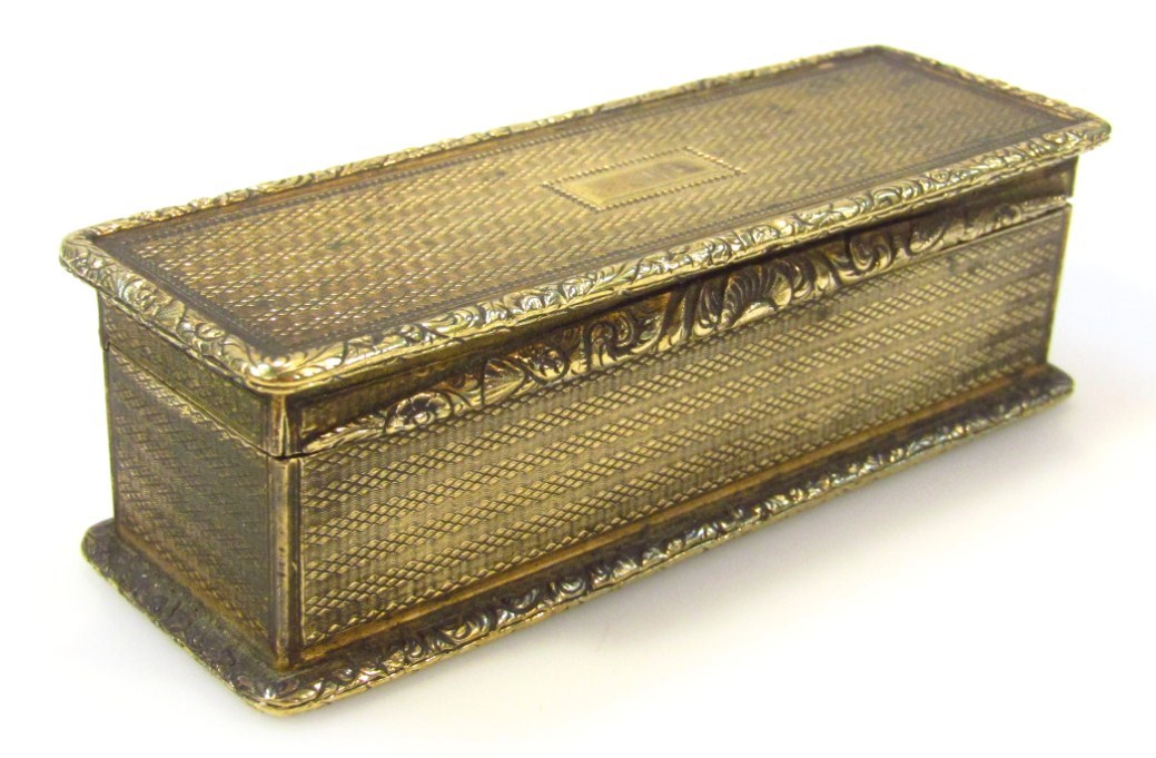 Appraisal: An early thC French gilt metal snuff box the rectangular