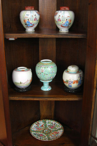 Appraisal: A GROUPING OF SIX CHINESE HAND PAINTED PORCELAINS Including a