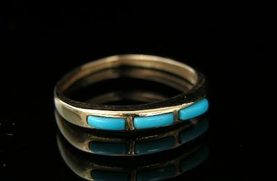 Appraisal: Ladies' Gold Turquoise Ring A k yellow gold ring set