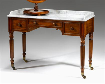 Appraisal: English mahogany washstand th century in the manner of gillows