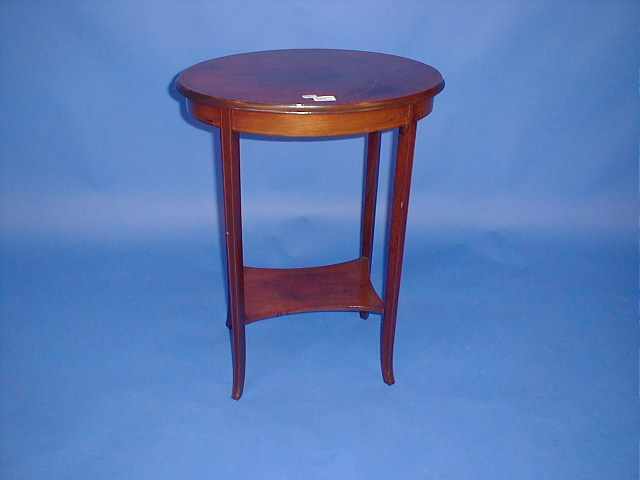 Appraisal: A Edwardian crossbanded mahogany occassional table with oval top square