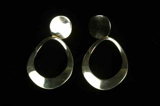 Appraisal: PAIR SIGNED IPPOLITA K BRIGHT-POLISHED GOLD POST-BACK DANGLE EARRINGS Oval