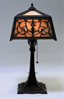 Appraisal: American Art Nouveau Caramel Slag Boudoir Lamp UNITED STATES EARLY