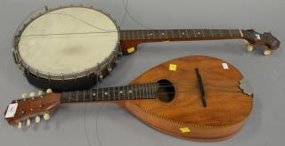 Appraisal: Two instruments The Vega Company style n by Wurlitzer Banjo