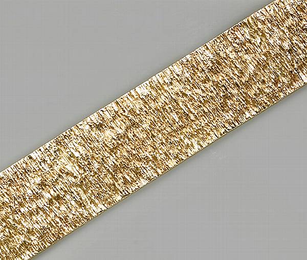 Appraisal: An eighteen karat gold textured brick link bracelet weighing approximately