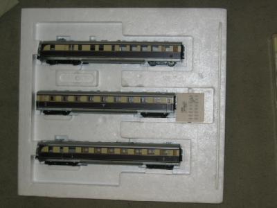 Appraisal: Liliput H O Scale Eisenbahn Rail Car finished in maroon