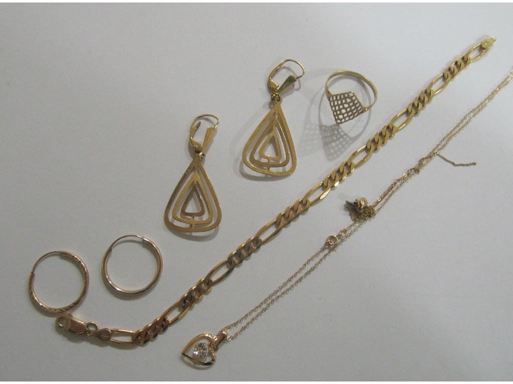 Appraisal: Lot of ct gold to include earrings neck chains figaro