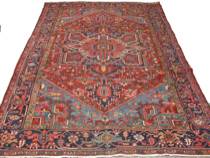 Appraisal: Another Beautiful Heriz Rug The central medallion on this rug