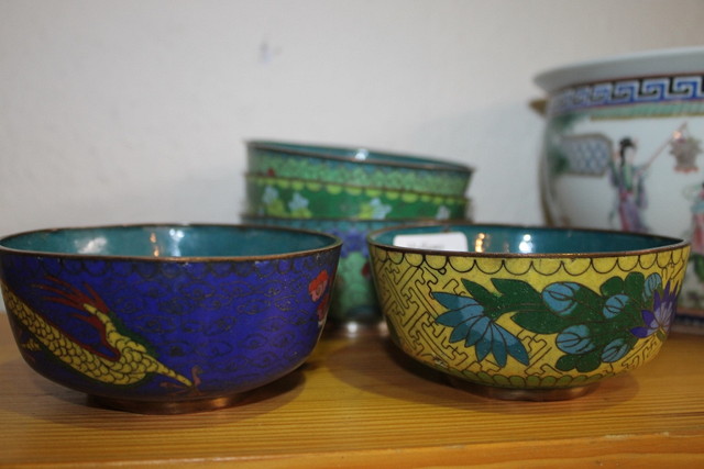 Appraisal: A SET OF FIVE CHINESE CLOISONNE SMALL BOWLS cm