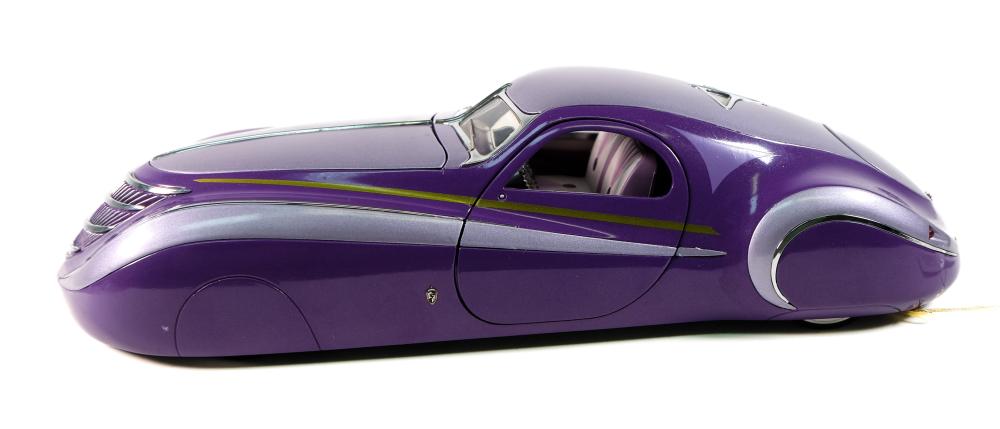 Appraisal: FRANKLIN MINT DUESENBERG COUPE SIMONEFranklin Mint Duesenberg Coupe Simone scale