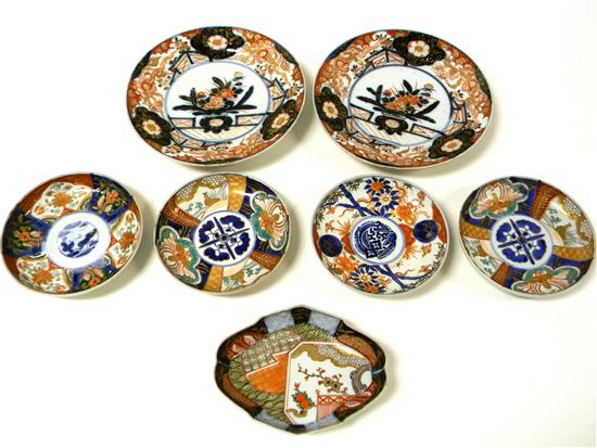 Appraisal: th th C Japanese Imari porcelain dishes seven pieces including