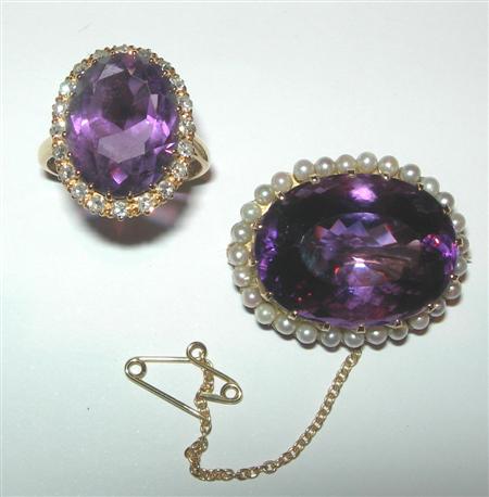 Appraisal: An ct gold mounted amethyst and seed pearl set brooch